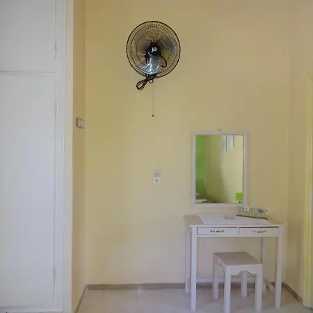 Appartement Katerina Platanos Ýpsos